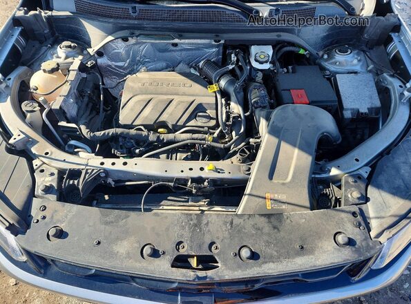 KL77LKE20RC002917 2024 CHEVROLET TRAX Silver Vista del compartimento del motor