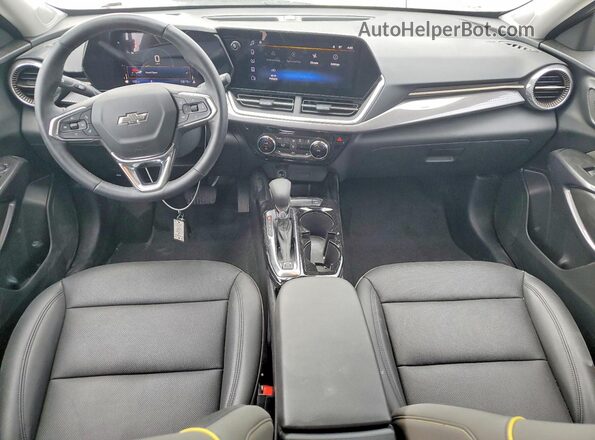KL77LKE21RC234765 2024 CHEVROLET TRAX White წინა პანელის ხედი