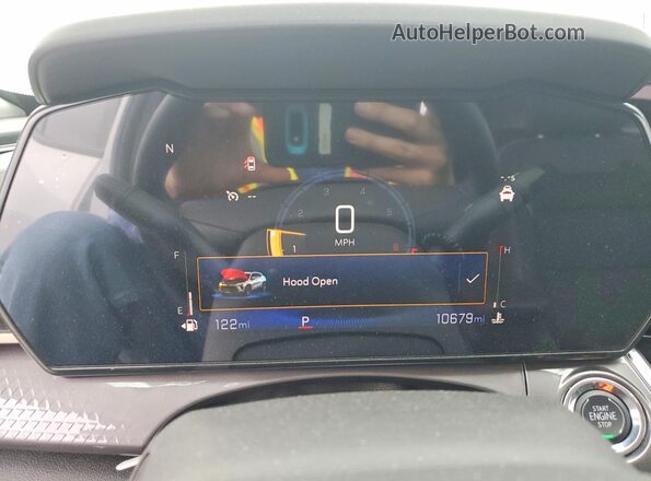 KL77LKE21RC234765 2024 CHEVROLET TRAX White ხელსაწყოთა პანელის ხედი
