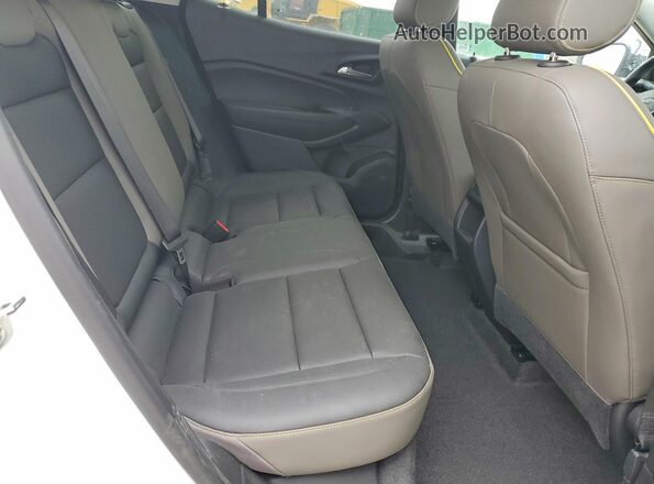 KL77LKE21RC234765 2024 CHEVROLET TRAX White უკანა სალონის ხედი