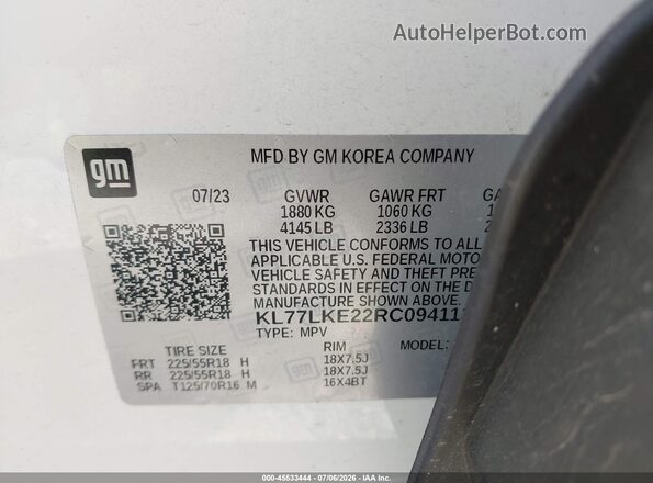 KL77LKE22RC094113 2024 CHEVROLET TRAX White Widok komory silnika