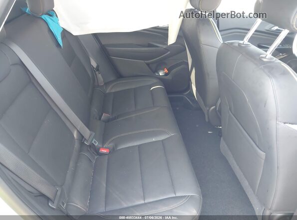 KL77LKE22RC094113 2024 CHEVROLET TRAX White Widok naklejki z numerem VIN
