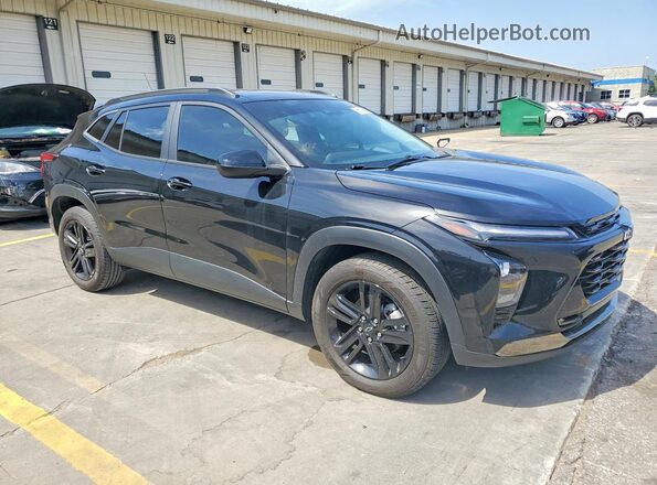 KL77LKE22RC149997 2024 CHEVROLET TRAX Black Front right
