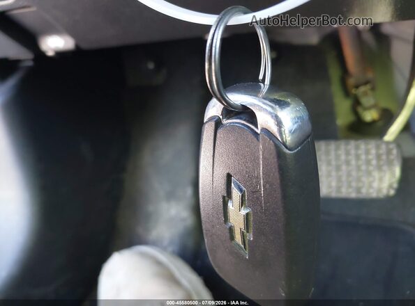 KL77LKE25RC101653 2024 CHEVROLET TRAX Белый Вид панели приборов