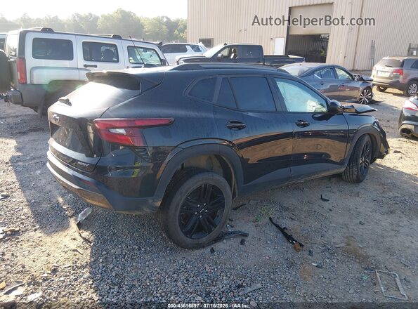 KL77LKE26RC125377 2024 CHEVROLET TRAX Черный Задняя правая четверть