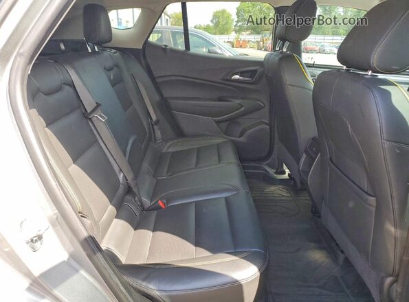 KL77LKE27RC022470 2024 CHEVROLET TRAX Серый Вид задних сидений