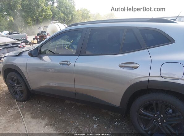 KL77LKE28RC050732 2024 CHEVROLET TRAX Silver Vista interior de 360 grados