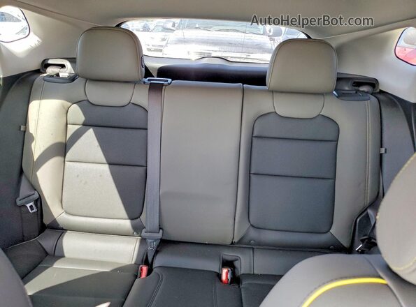 KL77LKEP0SC340190 2025 CHEVROLET TRAX Green Widok tylnych siedzeń
