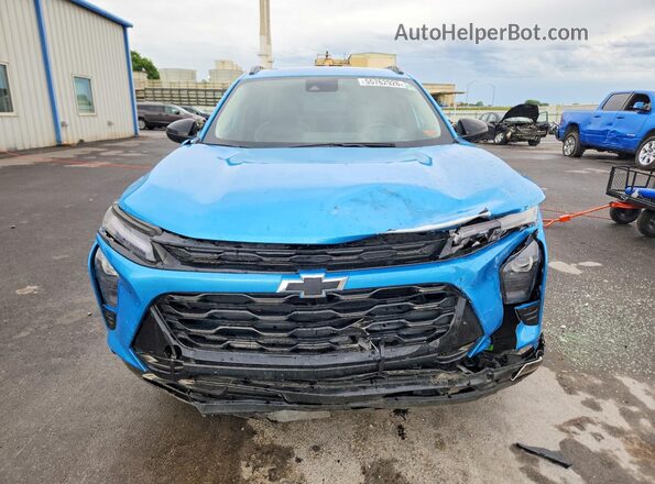 KL77LKEP1SC125224 2025 CHEVROLET TRAX Синий Вид спереди