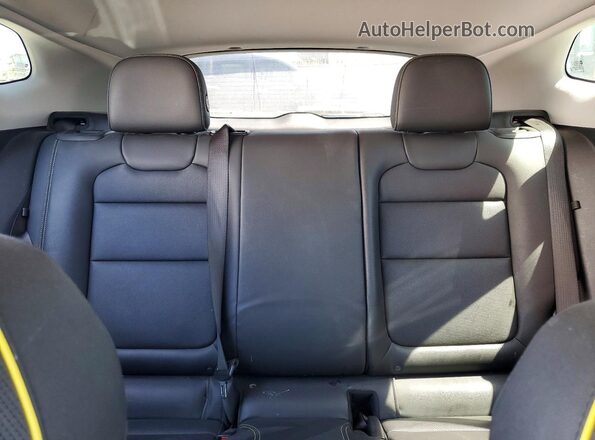 KL77LKEP1SC178215 2025 CHEVROLET TRAX Teal Vista de los asientos traseros