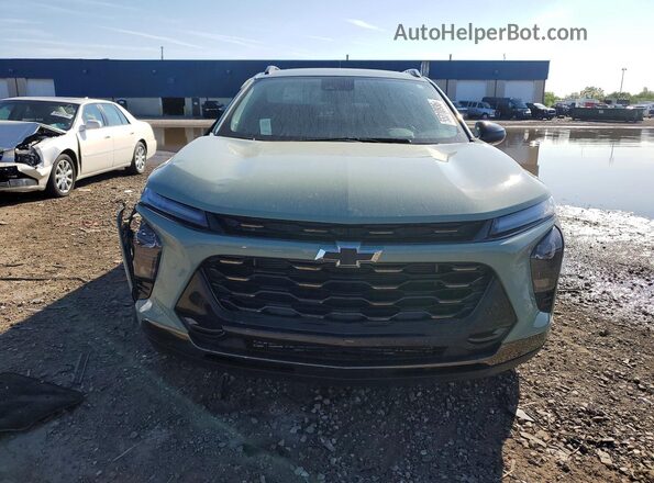 KL77LKEP1SC210399 2025 CHEVROLET TRAX Green Вид спереду