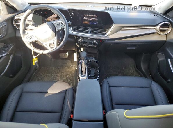 KL77LKEP1SC210399 2025 CHEVROLET TRAX Green Вид панелі приладів