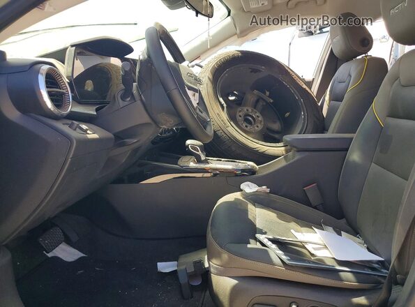 KL77LKEP2SC061243 2025 CHEVROLET TRAX Green Սալոնի դիմացի տեսք