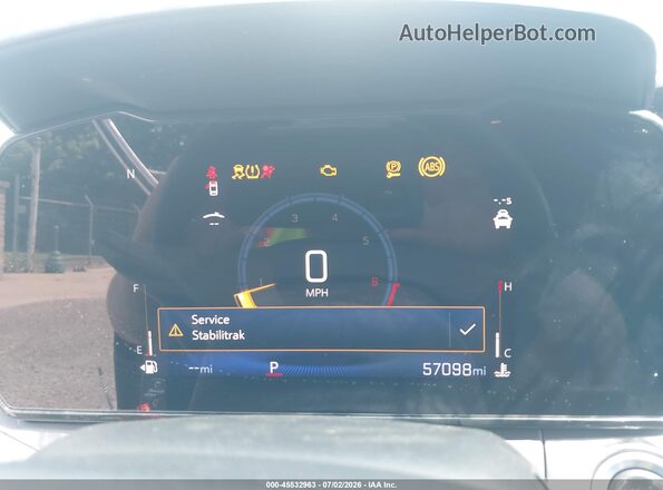 KL77LKEP2SC104446 2025 CHEVROLET TRAX Серый Вид задних сидений