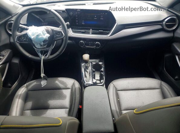 KL77LKEP2SC170334 2025 CHEVROLET TRAX White Вид панелі приладів