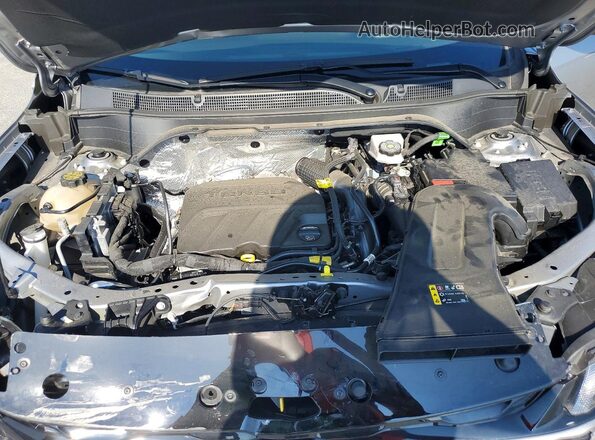 KL77LKEP3SC103547 2025 CHEVROLET TRAX Серебряный Вид подкапотного пространства