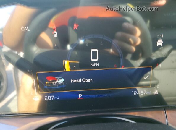 KL77LKEP3SC103547 2025 CHEVROLET TRAX Серебряный Вид щитка приборов