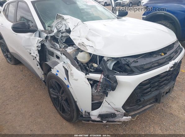 KL77LKEP3SC131333 2025 CHEVROLET TRAX White წინა ხედი