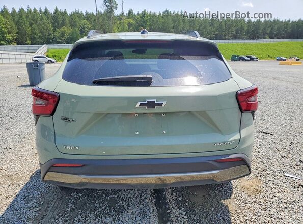 KL77LKEP3SC251942 2025 CHEVROLET TRAX Green Vista trasera
