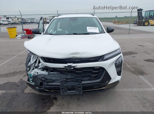 KL77LKEP4SC060465 2025 CHEVROLET TRAX Белый Вид щитка приборов