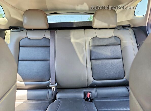 KL77LKEP4SC070784 2025 CHEVROLET TRAX Black Rear seats view