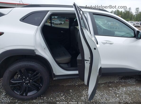 KL77LKEP4SC291883 2025 CHEVROLET TRAX White VIN sticker view