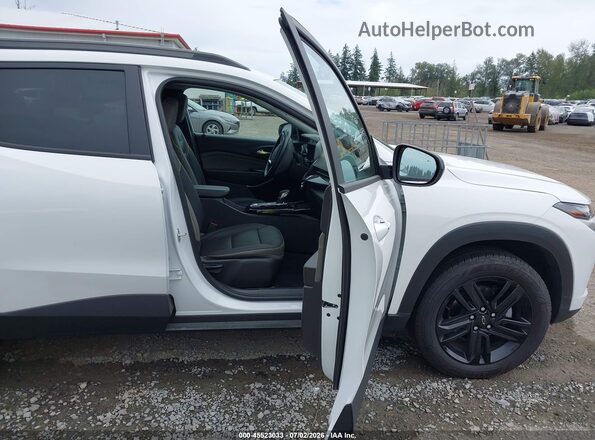 KL77LKEP4SC291883 2025 CHEVROLET TRAX White Front interior view