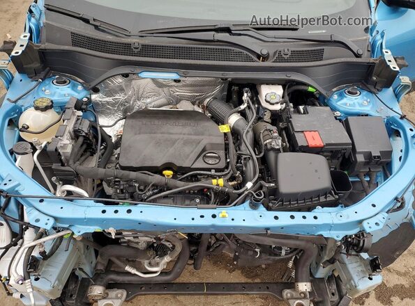 KL77LKEP5SC080496 2025 CHEVROLET TRAX Blue Вид підкапотного простору