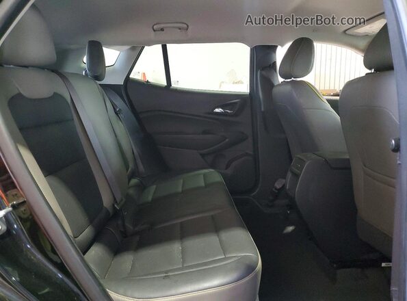 KL77LKEP5SC104294 2025 CHEVROLET TRAX Black Vista interior trasera