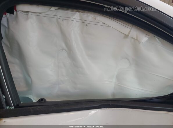 KL77LKEP6SC021389 2025 CHEVROLET TRAX White Vista interior delantera