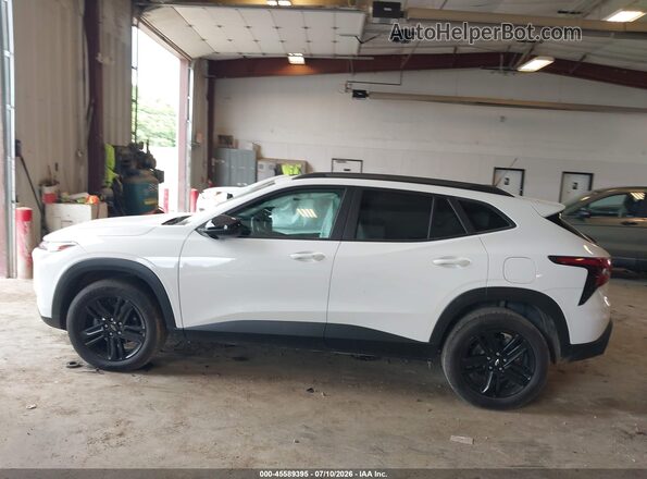 KL77LKEP6SC021389 2025 CHEVROLET TRAX White Vista interior de 360 grados
