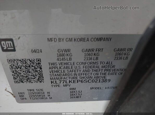 KL77LKEP6SC021389 2025 CHEVROLET TRAX White Vista del compartimento del motor