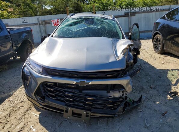 KL77LKEP6SC128247 2025 CHEVROLET TRAX Gray Vista frontal