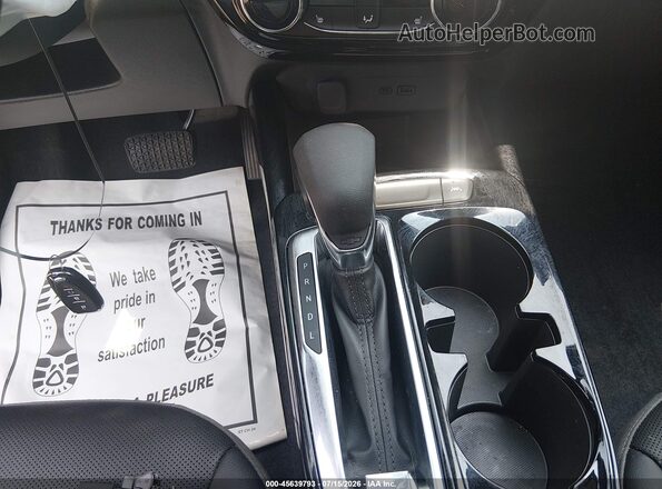 KL77LKEP6SC141564 2025 CHEVROLET TRAX Black 