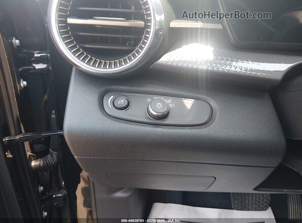KL77LKEP6SC141564 2025 CHEVROLET TRAX Black 