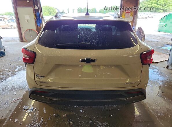 KL77LKEP6TC113376 2026 CHEVROLET TRAX Cream Вид ззаду