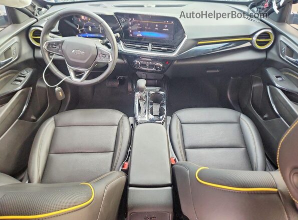 KL77LKEP7SC261499 2025 CHEVROLET TRAX Black წინა პანელის ხედი