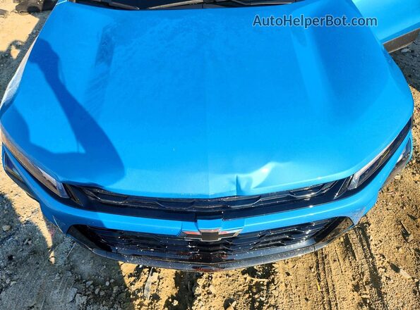 KL77LKEP8SC077723 2025 CHEVROLET TRAX Blue Vista del compartimento del motor