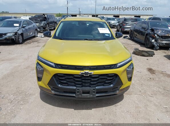 KL77LKEP8SC101504 2025 CHEVROLET TRAX Желтый Вид задней части салона