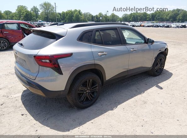 KL77LKEP8SC138942 2025 CHEVROLET TRAX Silver Tył prawy
