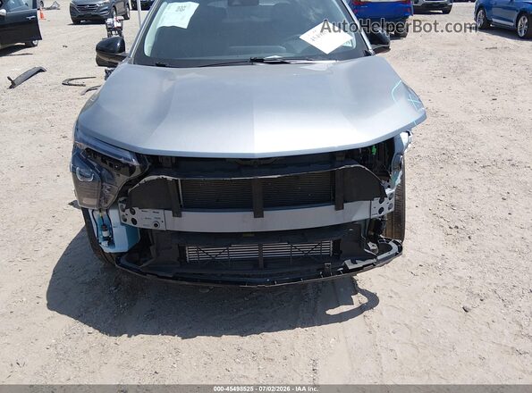 KL77LKEP8SC138942 2025 CHEVROLET TRAX Silver Widok z przodu