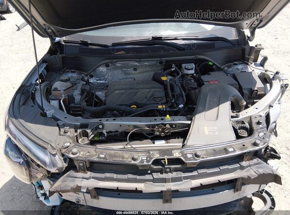 KL77LKEP8SC138942 2025 CHEVROLET TRAX Silver Widok z tyłu