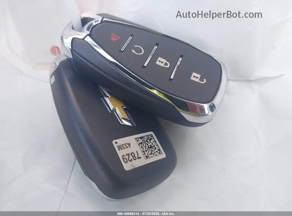 KL77LKEP8SC209895 2025 CHEVROLET TRAX Black Widok deski rozdzielczej