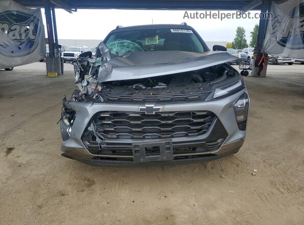 KL77LKEP8TC000402 2026 CHEVROLET TRAX Silver Դիմացի տեսք