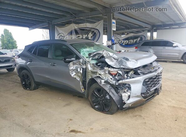 KL77LKEP8TC000402 2026 CHEVROLET TRAX Silver Առջևի աջ