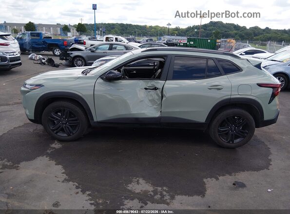 KL77LKEP9SC027123 2025 CHEVROLET TRAX Зеленый Панорамный вид салона 360°