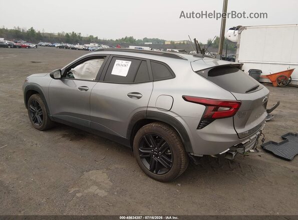 KL77LKEP9SC056525 2025 CHEVROLET TRAX Gray Trasero izquierdo