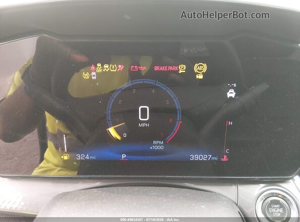 KL77LKEP9SC056525 2025 CHEVROLET TRAX Gray Vista de los asientos traseros