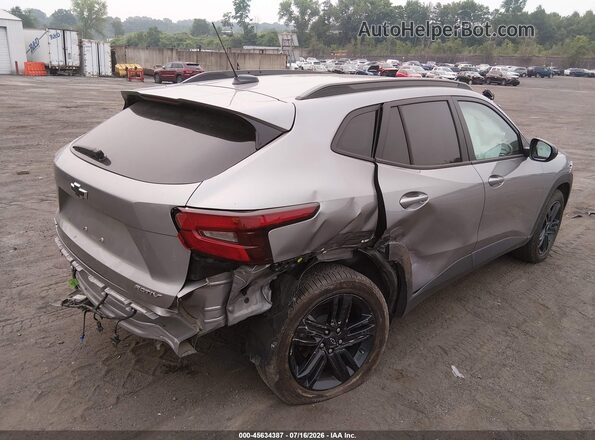 KL77LKEP9SC056525 2025 CHEVROLET TRAX Gray Trasero derecho