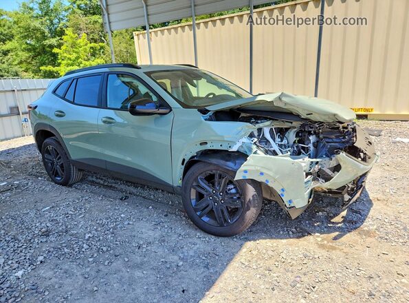 KL77LKEP9TC071947 2026 CHEVROLET TRAX Green წინა მარჯვენა